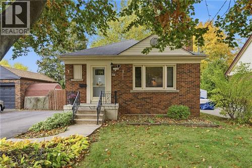 298 SANATORIUM Road  Hamilton, ON L9C 2A2