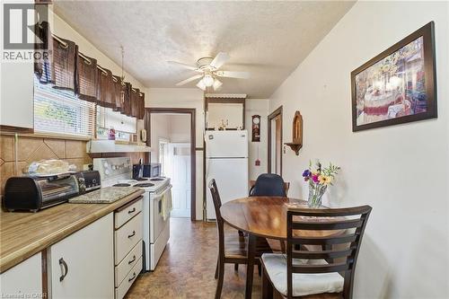 298 Sanatorium Road, Hamilton, ON - Indoor Photo Showing Kitchen