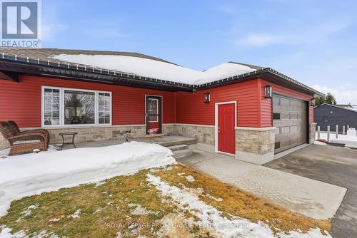 3741 County Road 3, Prince Edward County (Ameliasburg Ward), ON - Outdoor