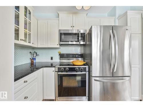 11036 125 St Nw, Edmonton, AB - Indoor Photo Showing Kitchen