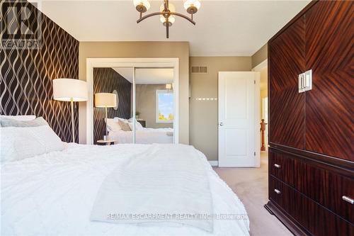 43 Glenayr Street, Hamilton, ON - Indoor Photo Showing Bedroom