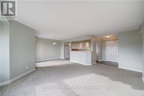 303B - 1061 Vansickle Road, St. Catharines, ON - Indoor Photo Showing Other Room