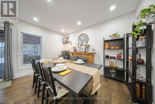 469 Old Newbury Lane, Cambridge, ON - Indoor Photo Showing Dining Room