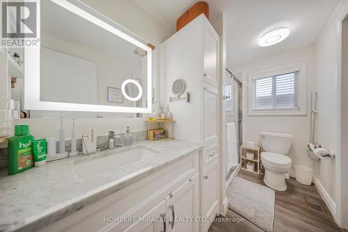 469 Old Newbury Lane, Cambridge, ON - Indoor Photo Showing Bathroom