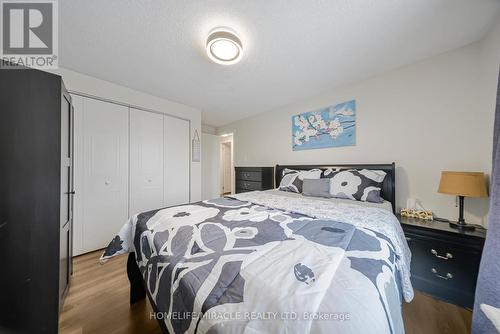 469 Old Newbury Lane, Cambridge, ON - Indoor Photo Showing Bedroom