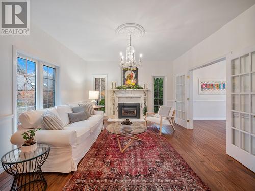 3286 Shelburne Place, Oakville (Br Bronte), ON - Indoor Photo Showing Living Room With Fireplace