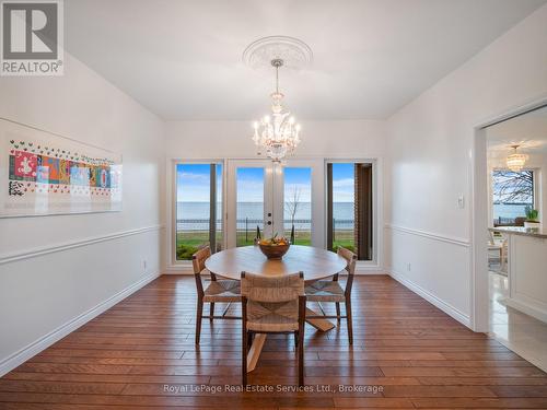 3286 Shelburne Place, Oakville (Br Bronte), ON - Indoor Photo Showing Dining Room