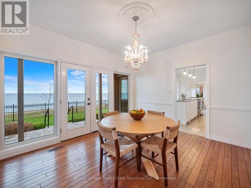 3286 Shelburne Place, Oakville (Br Bronte), ON - Indoor Photo Showing Dining Room