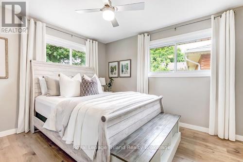 170 Laurentian Drive N, London East (East O), ON - Indoor Photo Showing Bedroom