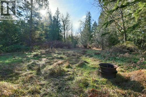 6377 N Gale Avenue, Sechelt, BC 