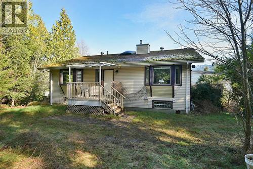 6377 N Gale Avenue, Sechelt, BC 
