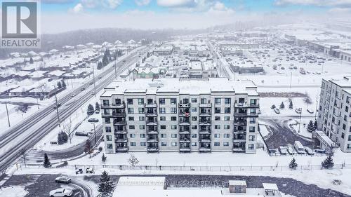 404 - 295 CUNDLES ROAD E  Barrie, ON L4M 0K8