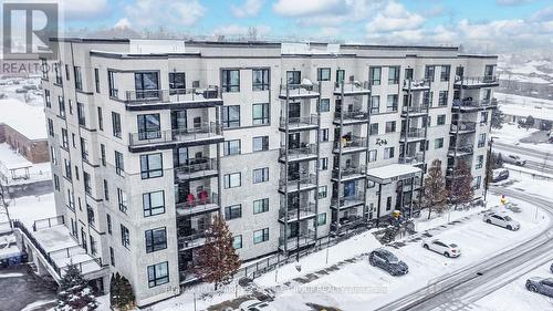 404 - 295 Cundles Road E, Barrie, ON - Outdoor With Balcony