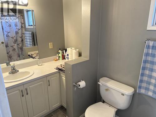 784 Funn Street, Quesnel, BC - Indoor Photo Showing Bathroom
