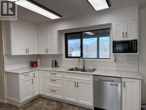 784 Funn Street, Quesnel, BC - Indoor Photo Showing Kitchen With Double Sink