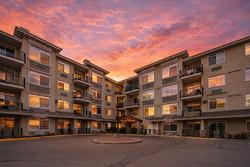 211-1350 Ridgeway Drive  Kelowna, BC V1Y 9T8
