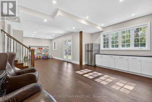 10 Annsleywood Court, Vaughan, ON - Indoor