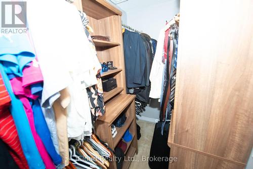 19 Fountainview Way, Brampton, ON - Indoor With Storage