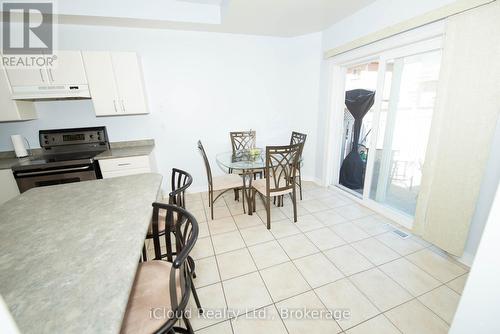 19 Fountainview Way, Brampton, ON - Indoor