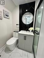 Master bedroom Ensuite bath - 