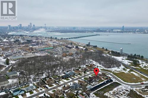 3560 Rapids View Drive, Niagara Falls, ON - Outdoor With Body Of Water With View