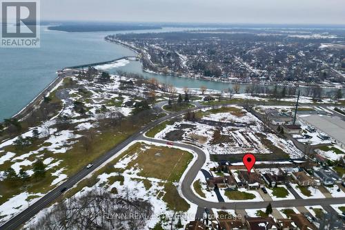 3560 Rapids View Drive, Niagara Falls, ON - Outdoor With Body Of Water With View