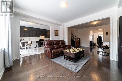 9 Mears Road, Brant, ON - Indoor Photo Showing Living Room