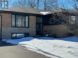 LOWER - 111 COMBE AVENUE  Toronto, ON M3H 4J8