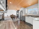 426 15Th Avenue Ne, Swift Current, SK  - Indoor Photo Showing Kitchen 