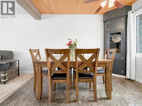 426 15Th Avenue Ne, Swift Current, SK - Indoor Photo Showing Dining Room