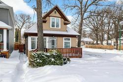 112 Egerton Road  Winnipeg, MB R2M 2W2