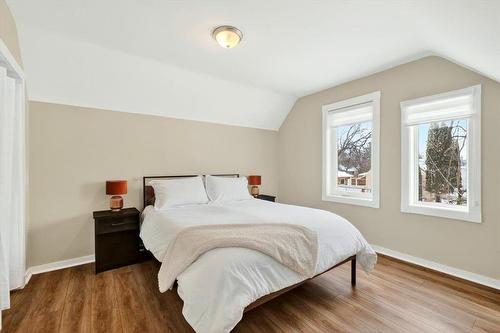 112 Egerton Road, Winnipeg, MB - Indoor Photo Showing Bedroom