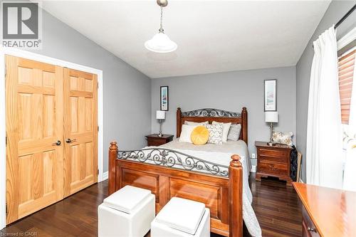 92 Auchmar Road, Hamilton, ON - Indoor Photo Showing Bedroom