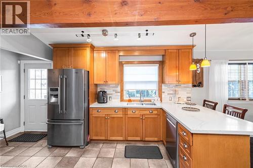 92 Auchmar Road, Hamilton, ON - Indoor Photo Showing Kitchen With Double Sink