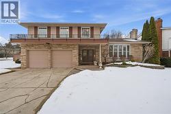 311 GLEN AFTON Drive  Burlington, ON L7L 1G8