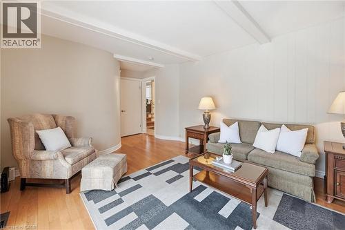 311 Glen Afton Drive, Burlington, ON - Indoor Photo Showing Living Room