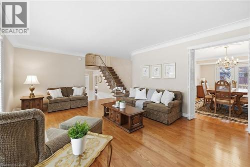 311 Glen Afton Drive, Burlington, ON - Indoor Photo Showing Living Room