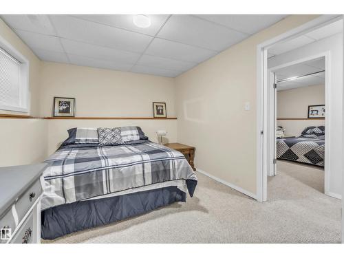 4502 49 Av, Cold Lake, AB - Indoor Photo Showing Bedroom