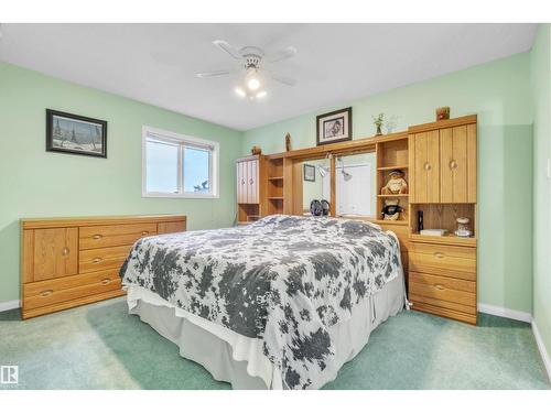 4502 49 Av, Cold Lake, AB - Indoor Photo Showing Bedroom