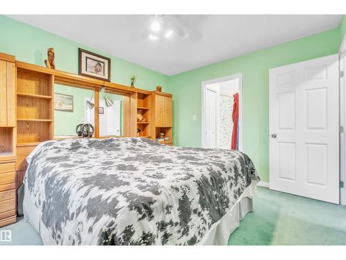 4502 49 Av, Cold Lake, AB - Indoor Photo Showing Bedroom