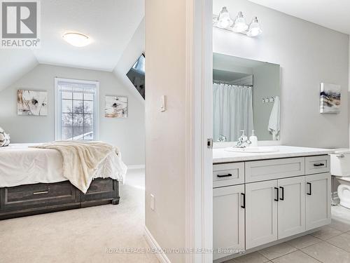 7 - 13 Braida Lane, Halton Hills, ON - Indoor