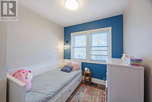 662 Eden Avenue, London South (South R), ON - Indoor Photo Showing Bedroom