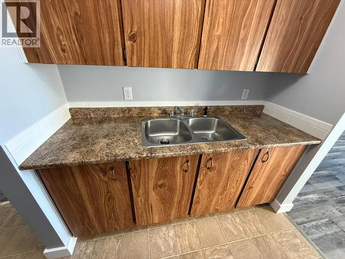 212 Spieker Avenue Unit# 205, Tumbler Ridge, BC - Indoor Photo Showing Kitchen With Double Sink