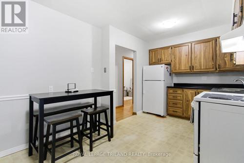 99 Susan Avenue, London East (East D), ON - Indoor Photo Showing Kitchen