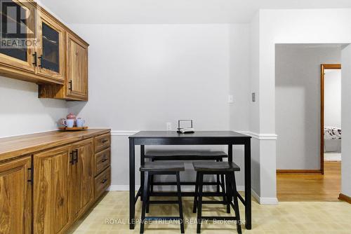 99 Susan Avenue, London East (East D), ON - Indoor Photo Showing Dining Room
