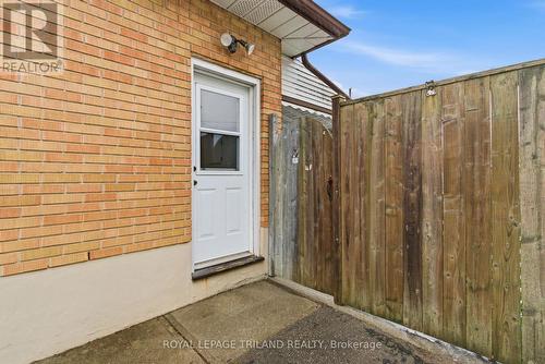 99 Susan Avenue, London East (East D), ON - Outdoor With Exterior