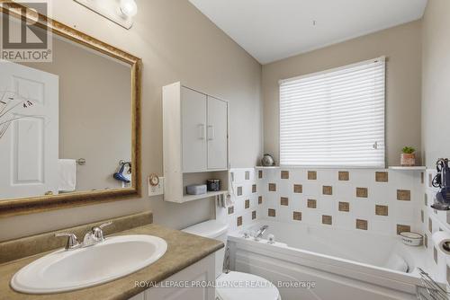 94 Sandbanks Court, Prince Edward County (Wellington Ward), ON - Indoor Photo Showing Bathroom