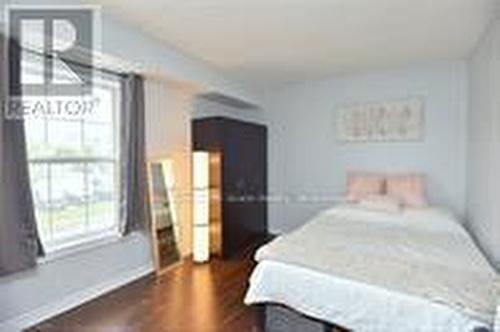 202 - 1411 Walkers Line, Burlington (Tansley), ON - Indoor Photo Showing Bedroom