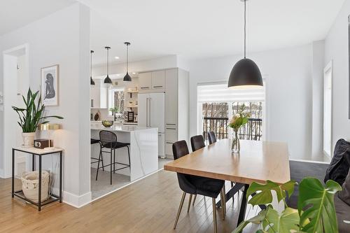 Vue d'ensemble - 30 Place De La Pulperie, Saint-Jérôme, QC - Indoor Photo Showing Dining Room