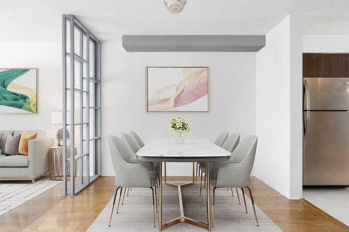 Salle à manger - 1527 Boul. De La Grande-Allée, Boisbriand, QC 